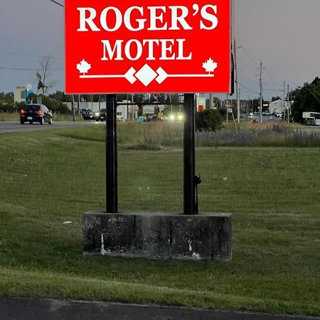 Rogers Motel Smiths Falls Dış mekan fotoğraf