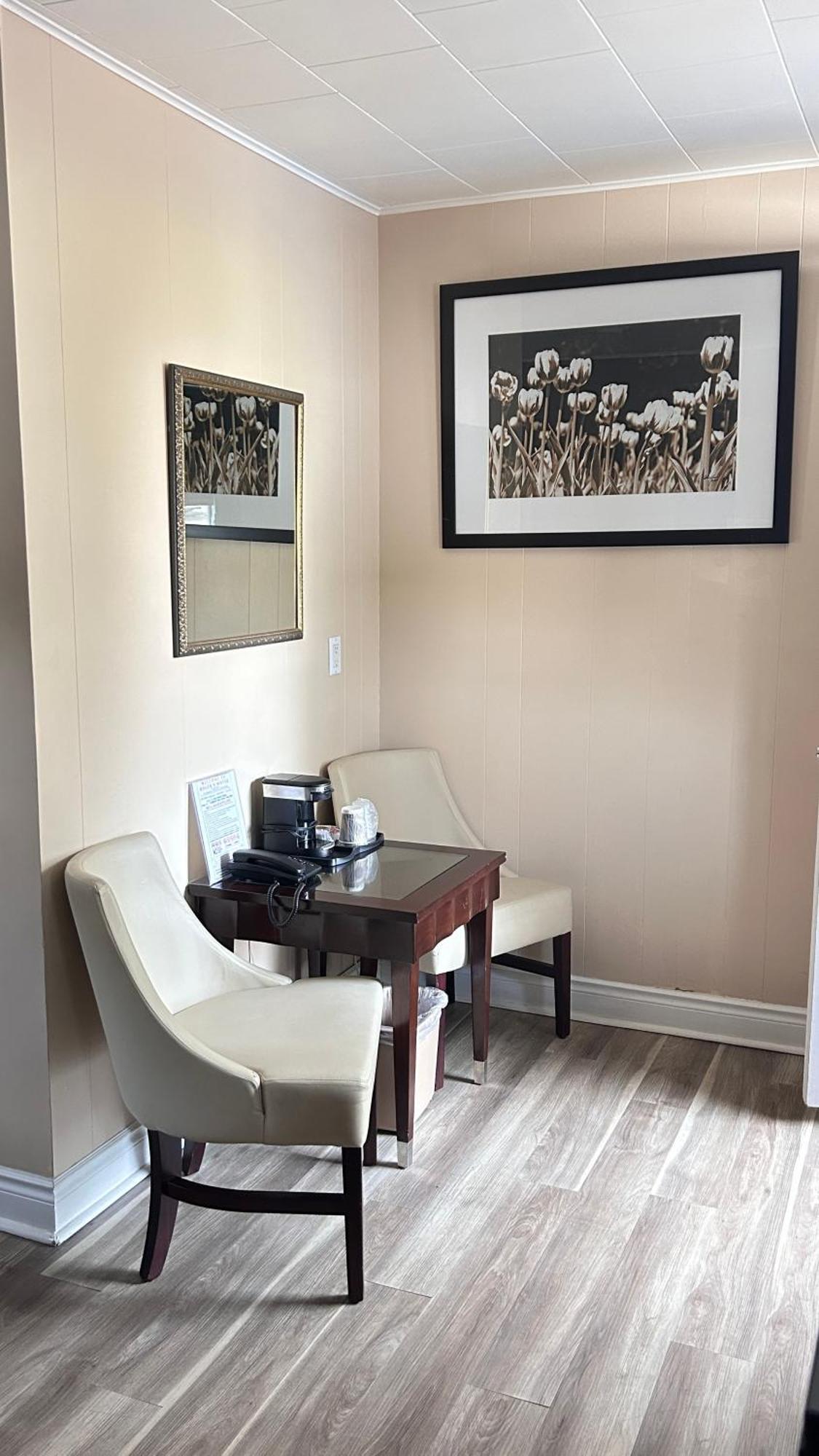 Rogers Motel Smiths Falls Dış mekan fotoğraf